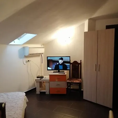 Стаи За Гости Албена Luxury tent *